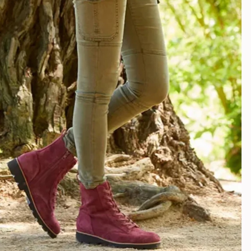 VIONIC Lani Suede Combat Boots NEW